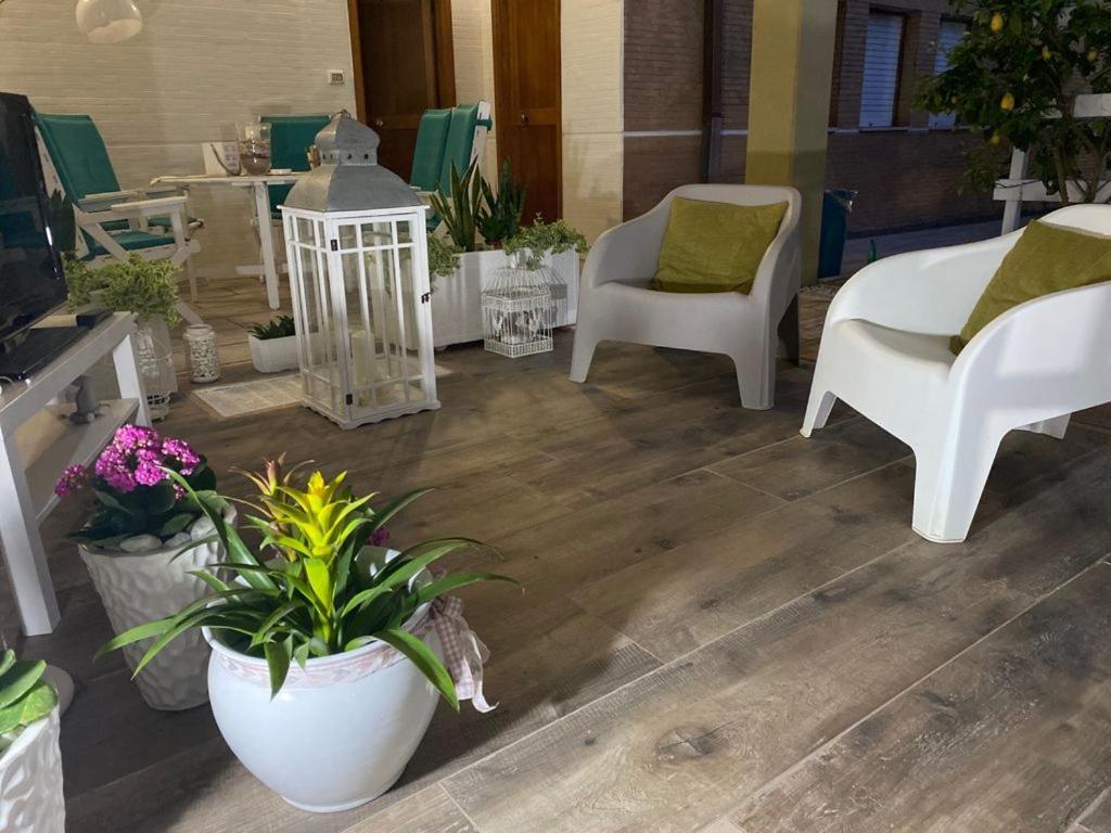 Bed and Breakfast Viro House Squinzano Екстер'єр фото