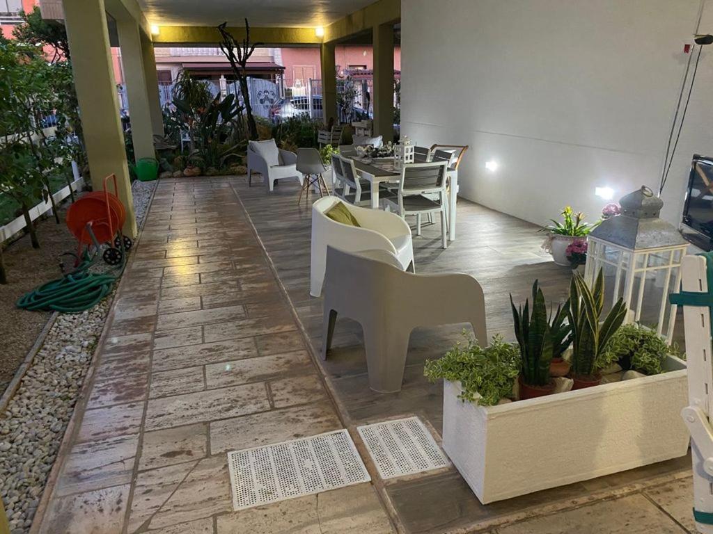 Bed and Breakfast Viro House Squinzano Екстер'єр фото