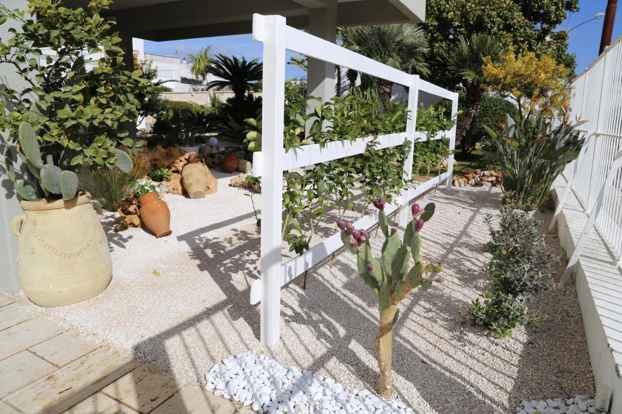 Bed and Breakfast Viro House Squinzano Екстер'єр фото